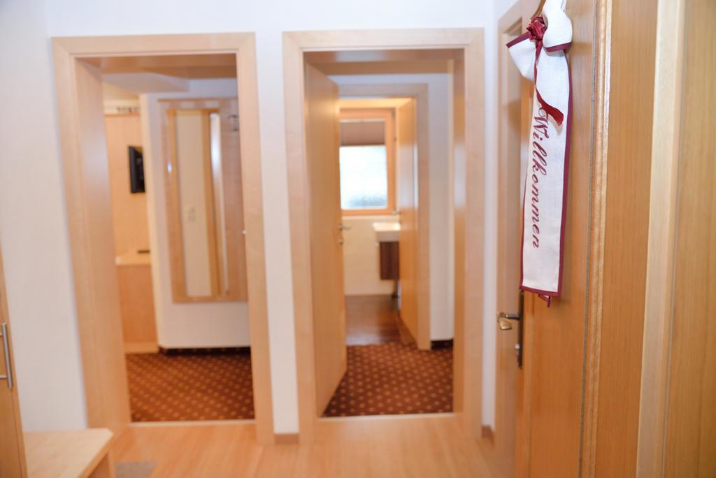 Haus Edring Apartman Tux Szoba fotó