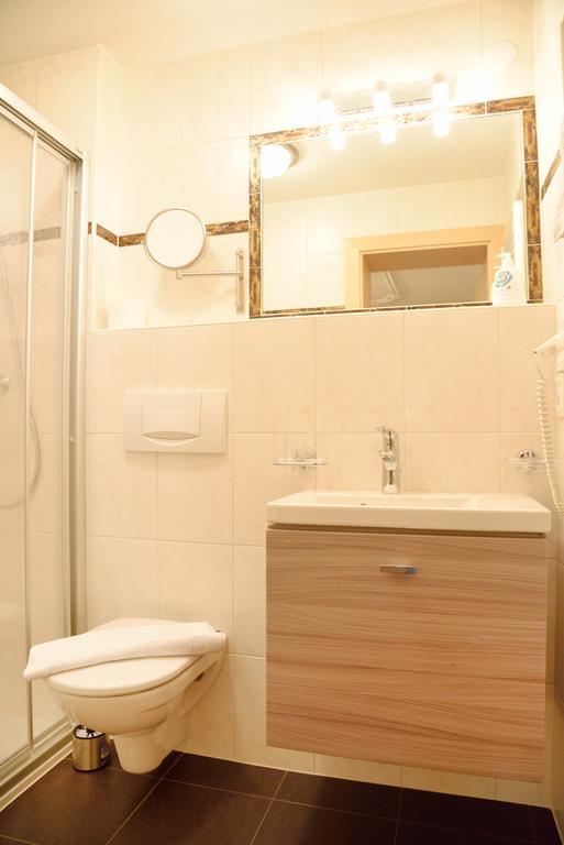 Haus Edring Apartman Tux Szoba fotó